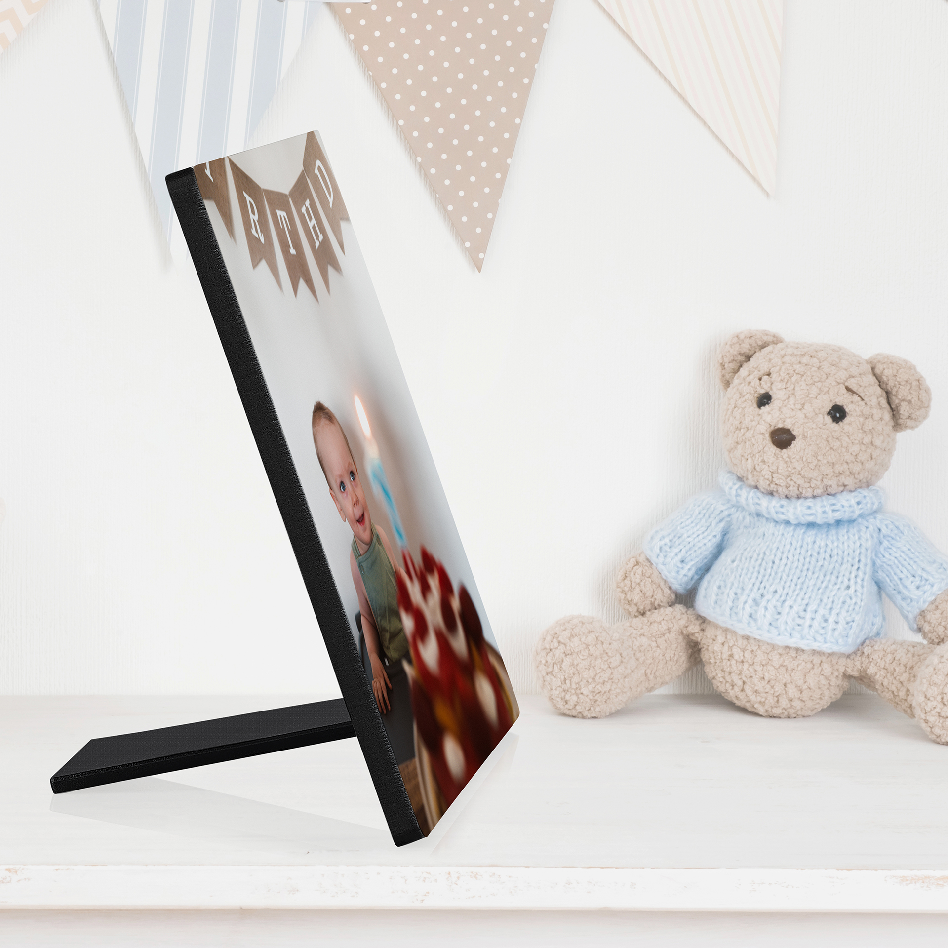 Personalisierter Fotoaufsteller 13x18 cm – Brillante Farben und moderne Eleganz für Deine Lieblingsfotos.