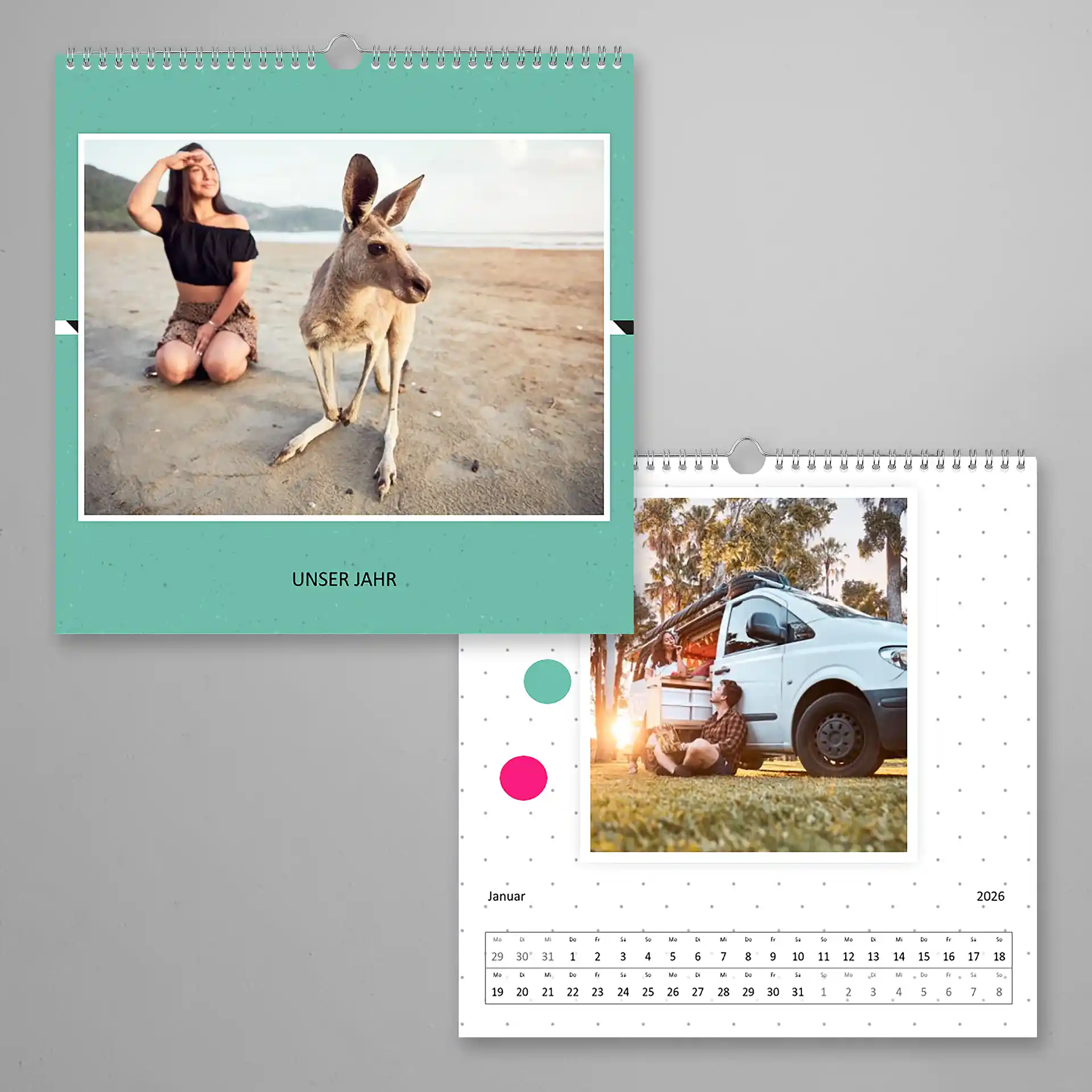 Individuell gestalteter Fotokalender mit persönlichen Bildern und buntem Design