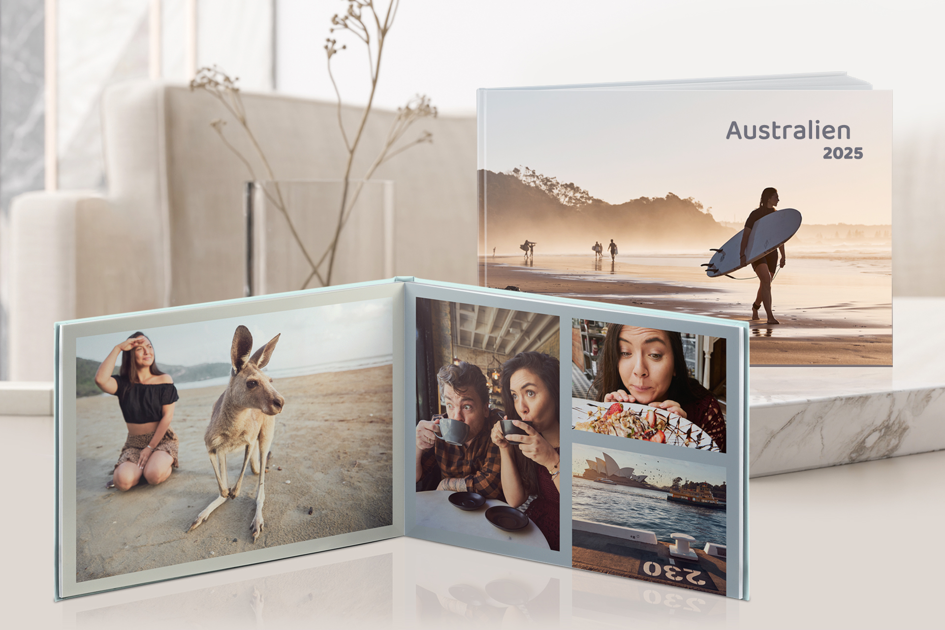 Vorschau eines Fotobuchs im Querformat mit geöffneten Seiten