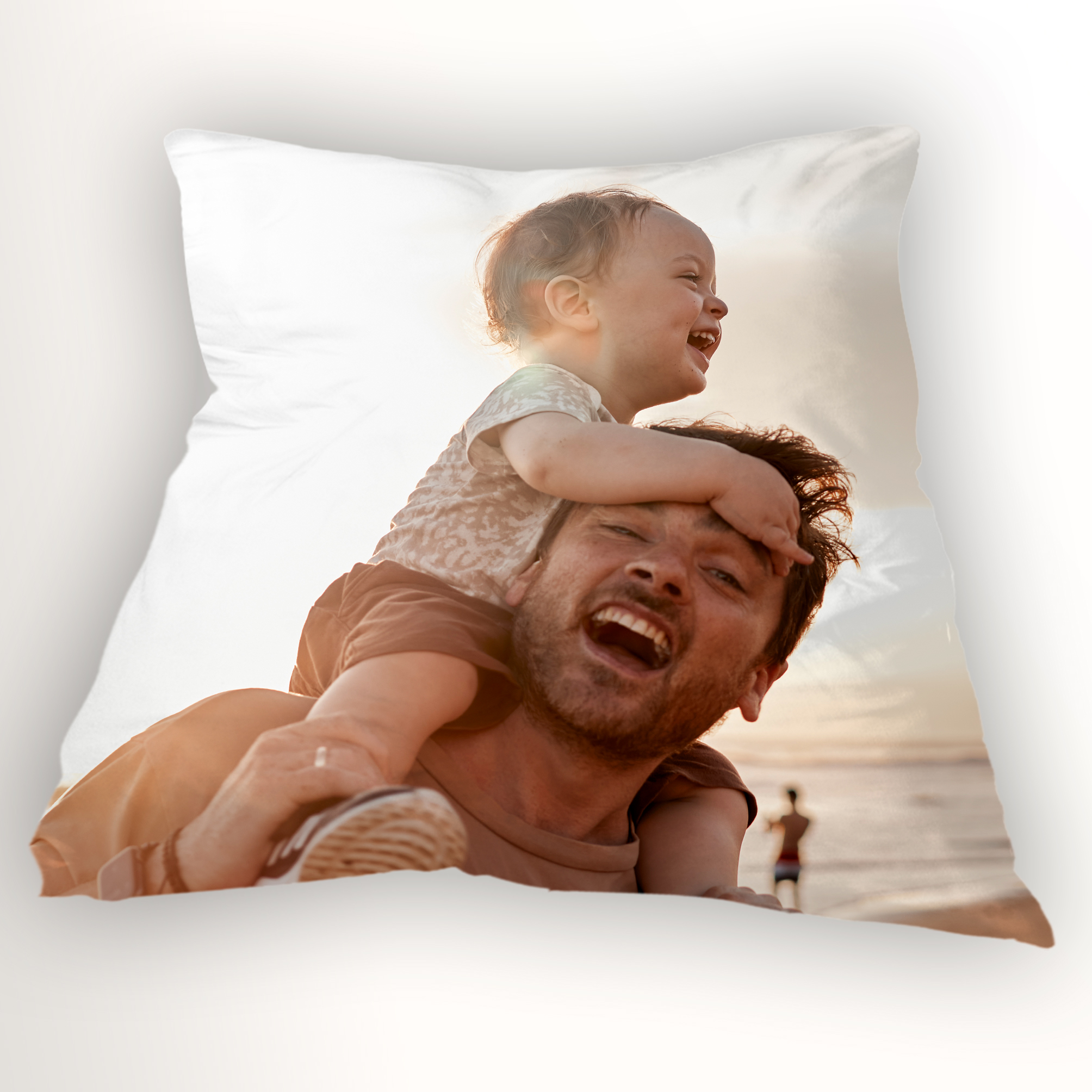 Personalisierte Fotokissen 40x40 cm – Kuschelige Erinnerungen mit Deinem Lieblingsmotiv auf hochwertigem Mikrofasergewebe.