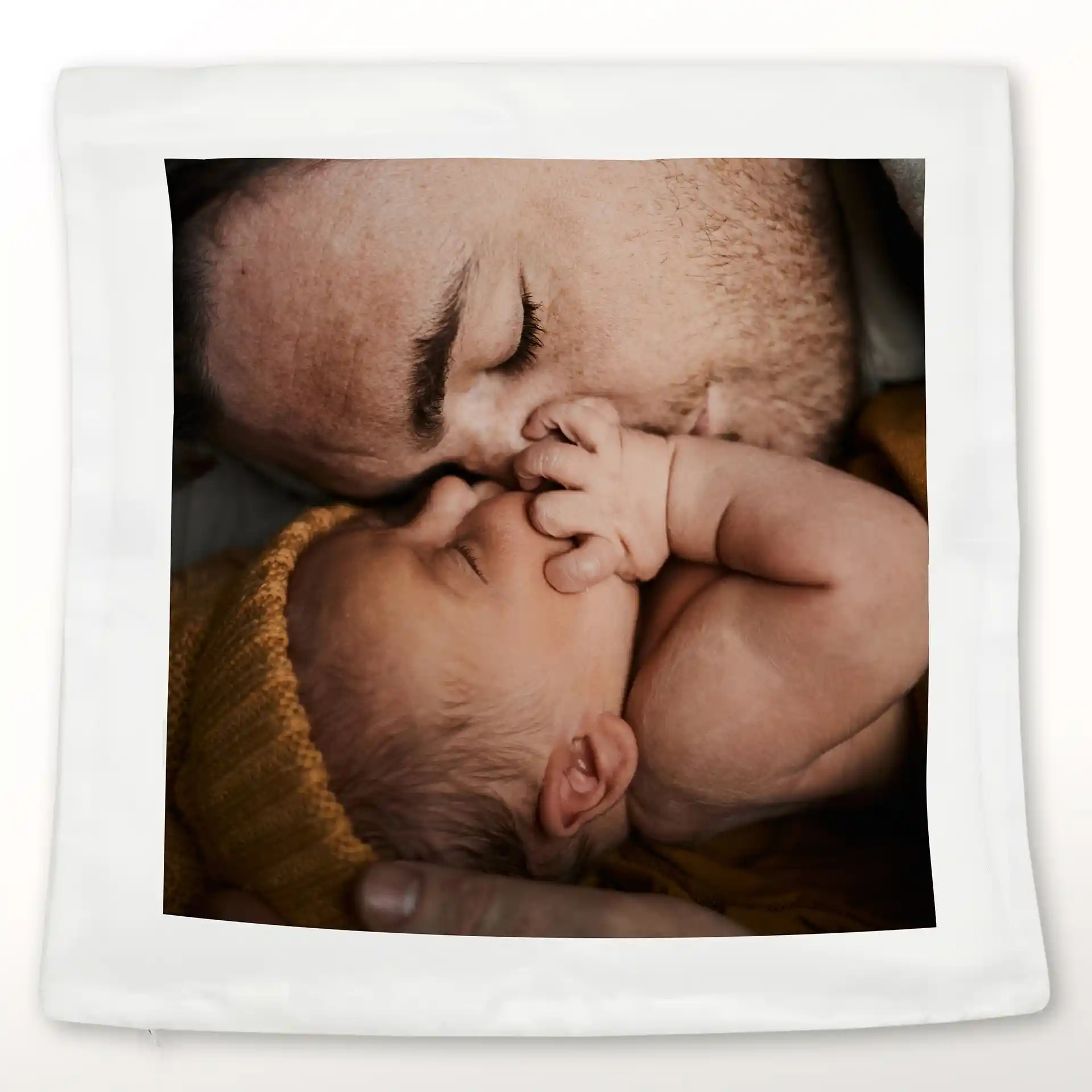 Fotokissen mit Füllung – Individuell gestaltetes Kissen mit weicher Füllung und brillantem Druck für maximalen Komfort.